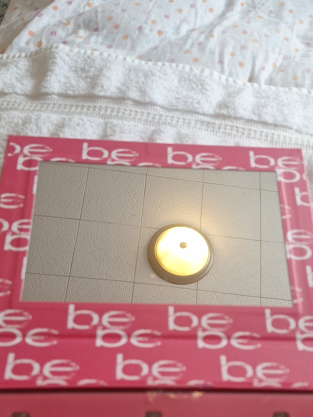 bebe - Picture 6 of 7
